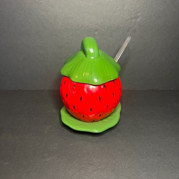 Vintage Red & Green Strawberry Ceramic Sugar Bowl Jar w/ Sheffield Spoon 4.5" - Picture 3 of 11